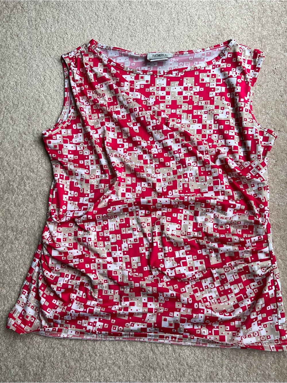 NWOT Red and White Geometric Sleeveless Top with Side Ruching